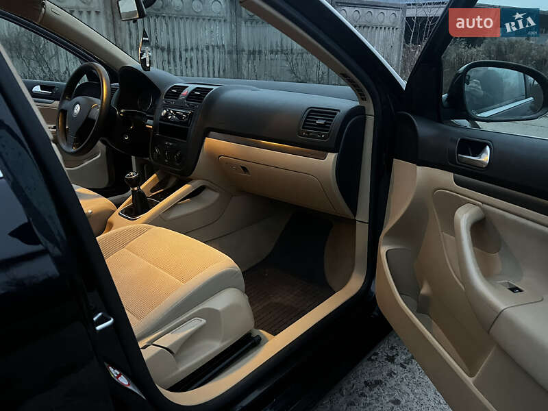 Седан Volkswagen Jetta 2006 в Борисполі фото 11 Седан Volkswagen Jetta 2006 в Борисполі