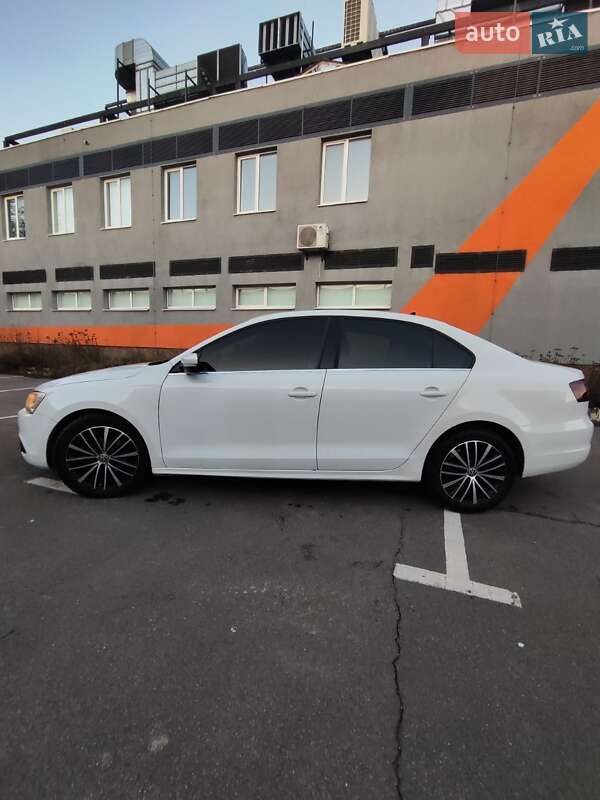 Седан Volkswagen Jetta 2012 в Кропивницькому
