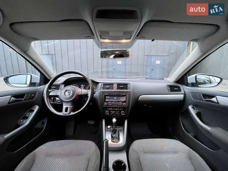 Седан Volkswagen Jetta 2012 в Киеве