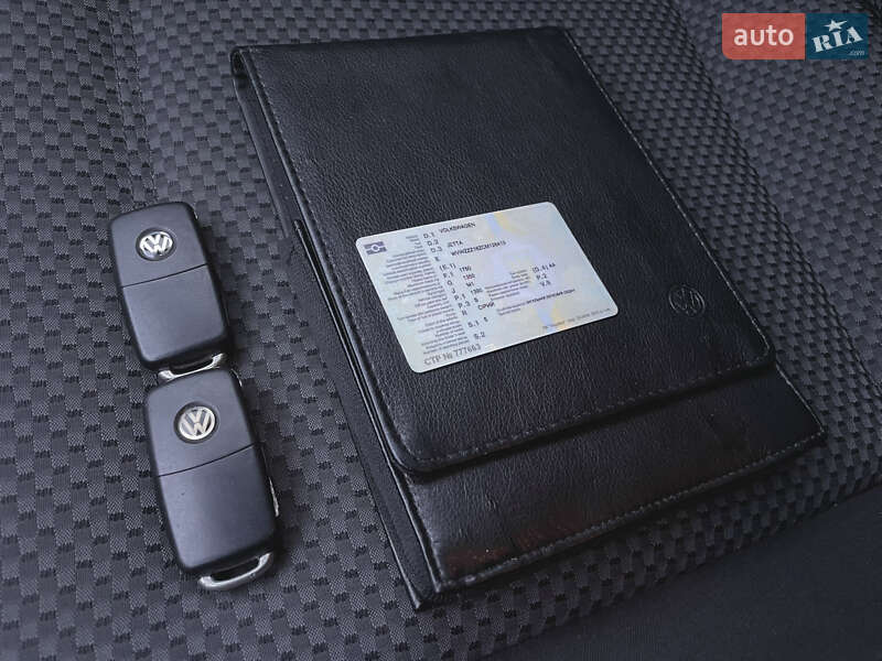 Седан Volkswagen Jetta 2012 в Киеве