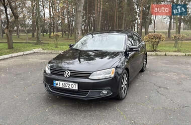 Седан Volkswagen Jetta 2013 в Кременчуці