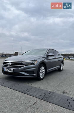 Седан Volkswagen Jetta 2019 в Киеве