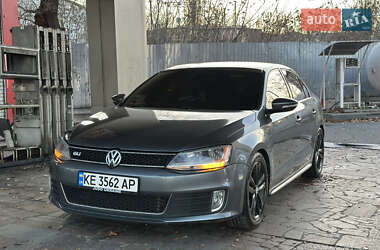 Седан Volkswagen Jetta 2011 в Дніпрі