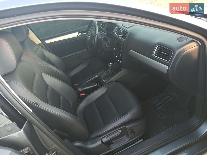Седан Volkswagen Jetta 2013 в Миколаєві фото 9 Седан Volkswagen Jetta 2013 в Миколаєві