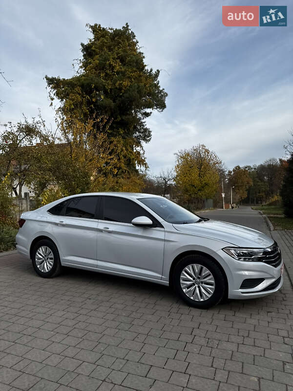Седан Volkswagen Jetta 2019 в Львові фото 8 Седан Volkswagen Jetta 2019 в Львові