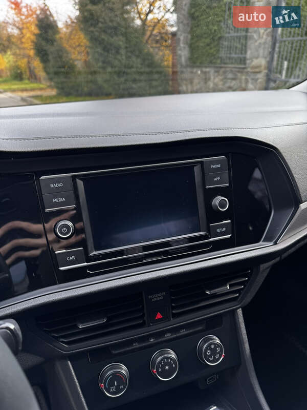 Седан Volkswagen Jetta 2019 в Львові фото 13 Седан Volkswagen Jetta 2019 в Львові