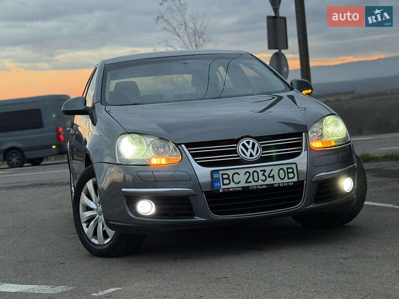 Седан Volkswagen Jetta 2008 в Дрогобыче