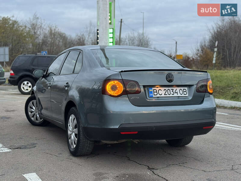 Седан Volkswagen Jetta 2008 в Дрогобыче