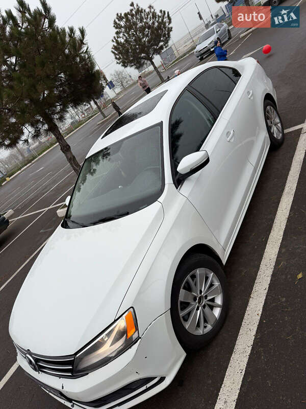 Седан Volkswagen Jetta 2015 в Одессе