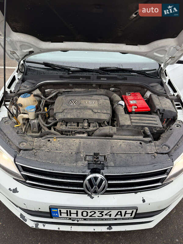 Седан Volkswagen Jetta 2015 в Одессе