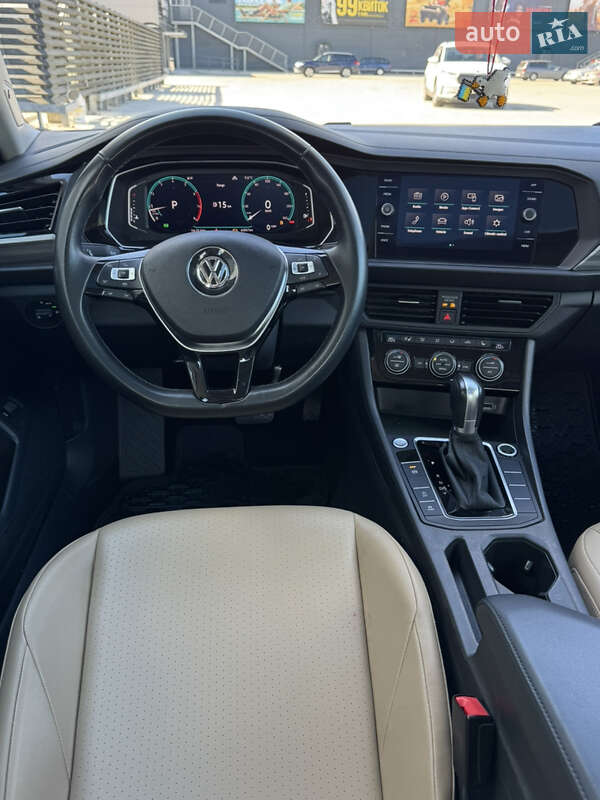 Седан Volkswagen Jetta 2019 в Киеве фото 21 Седан Volkswagen Jetta 2019 в Киеве