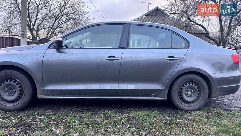 Седан Volkswagen Jetta 2014 в Лозовій