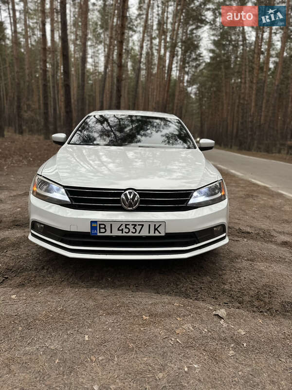 Седан Volkswagen Jetta 2016 в Полтаві