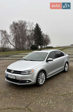 Седан Volkswagen Jetta 2014 в Житомирі