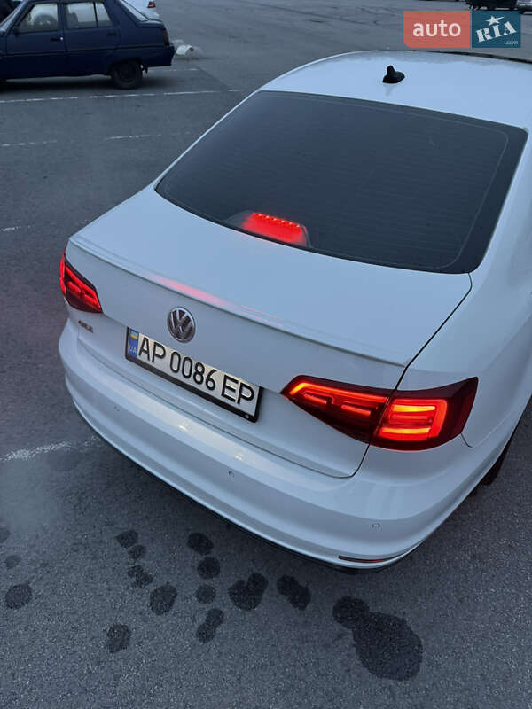 Седан Volkswagen Jetta 2016 в Запоріжжі фото 33 Седан Volkswagen Jetta 2016 в Запоріжжі
