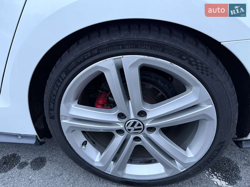 Седан Volkswagen Jetta 2016 в Запоріжжі фото 38 Седан Volkswagen Jetta 2016 в Запоріжжі