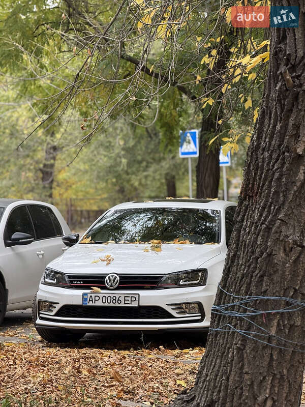 Седан Volkswagen Jetta 2016 в Запоріжжі фото 50 Седан Volkswagen Jetta 2016 в Запоріжжі