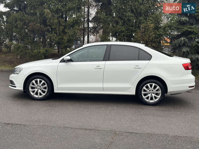 Седан Volkswagen Jetta 2015 в Тернополі фото 8 Седан Volkswagen Jetta 2015 в Тернополі