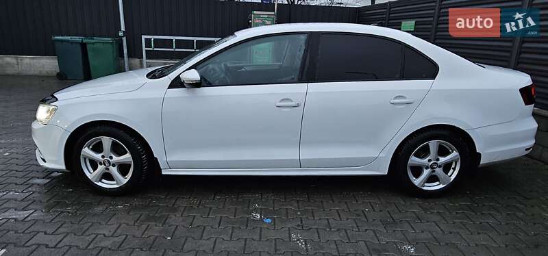 Седан Volkswagen Jetta 2016 в Тячеві фото 5 Седан Volkswagen Jetta 2016 в Тячеві