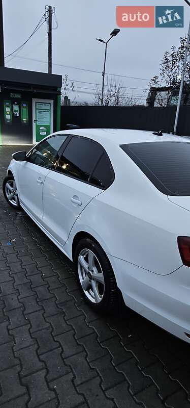 Седан Volkswagen Jetta 2016 в Тячеві фото 8 Седан Volkswagen Jetta 2016 в Тячеві