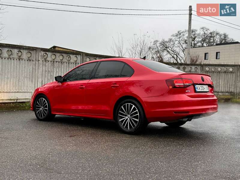 Седан Volkswagen Jetta 2016 в Києві