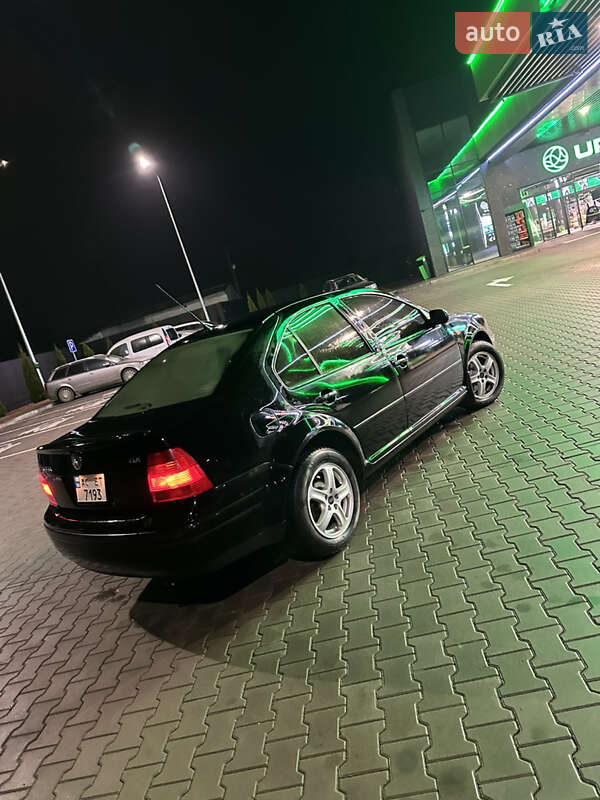 Седан Volkswagen Jetta 2002 в Луцьку