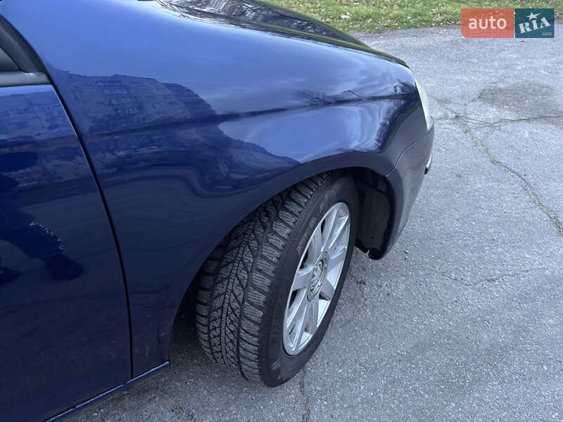 Седан Volkswagen Jetta 2006 в Кременчуці