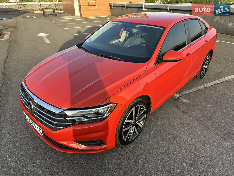 Седан Volkswagen Jetta 2019 в Киеве
