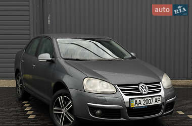 Седан Volkswagen Jetta 2009 в Кропивницькому
