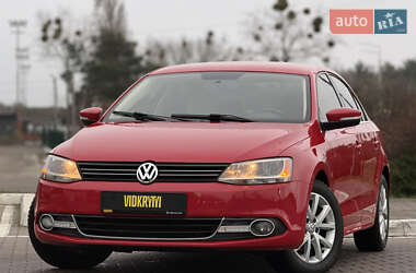 Седан Volkswagen Jetta 2013 в Киеве
