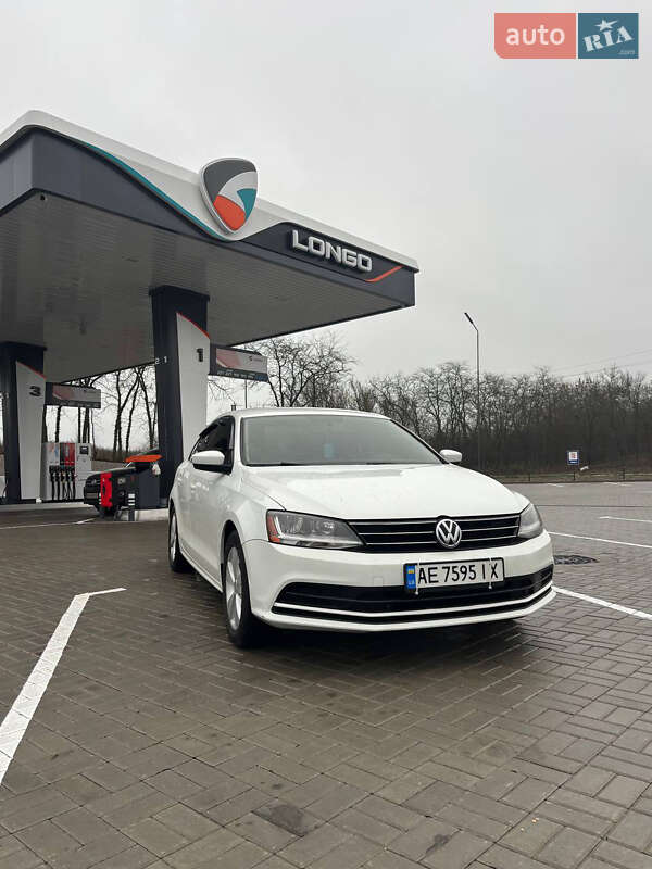 Седан Volkswagen Jetta 2017 в Кропивницькому фото 3 Седан Volkswagen Jetta 2017 в Кропивницькому
