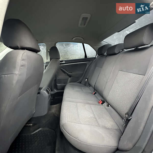 Седан Volkswagen Jetta 2008 в Житомирі фото 20 Седан Volkswagen Jetta 2008 в Житомирі