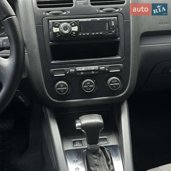 Седан Volkswagen Jetta 2008 в Житомирі фото 24 Седан Volkswagen Jetta 2008 в Житомирі