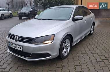 Седан Volkswagen Jetta 2012 в Києві