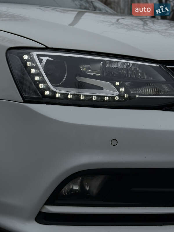 Седан Volkswagen Jetta 2015 в Верхньодніпровську фото 3 Седан Volkswagen Jetta 2015 в Верхньодніпровську