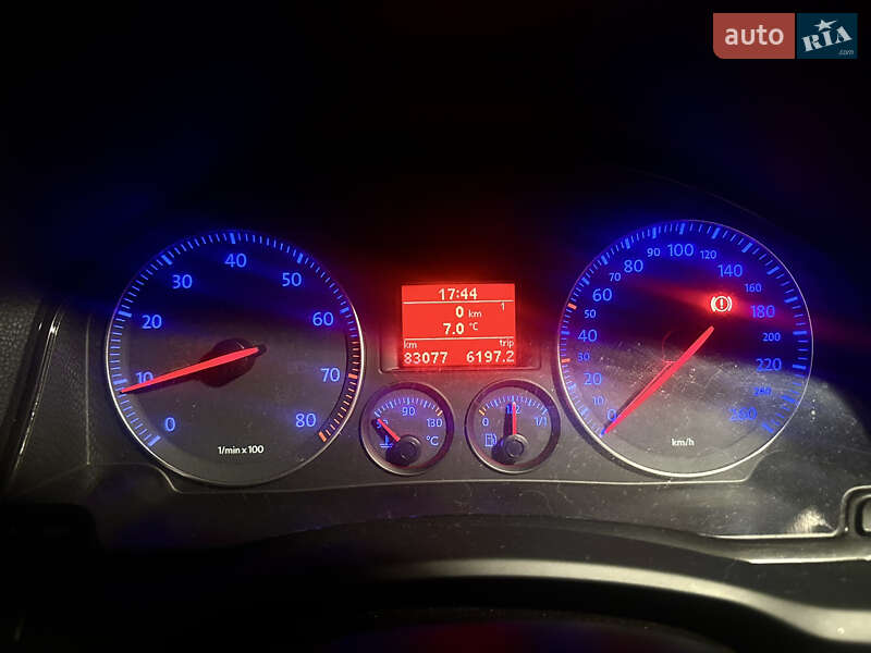 Седан Volkswagen Jetta 2006 в Києві фото 7 Седан Volkswagen Jetta 2006 в Києві