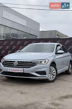 Седан Volkswagen Jetta 2018 в Сумах