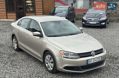 Седан Volkswagen Jetta 2012 в Хмельницком