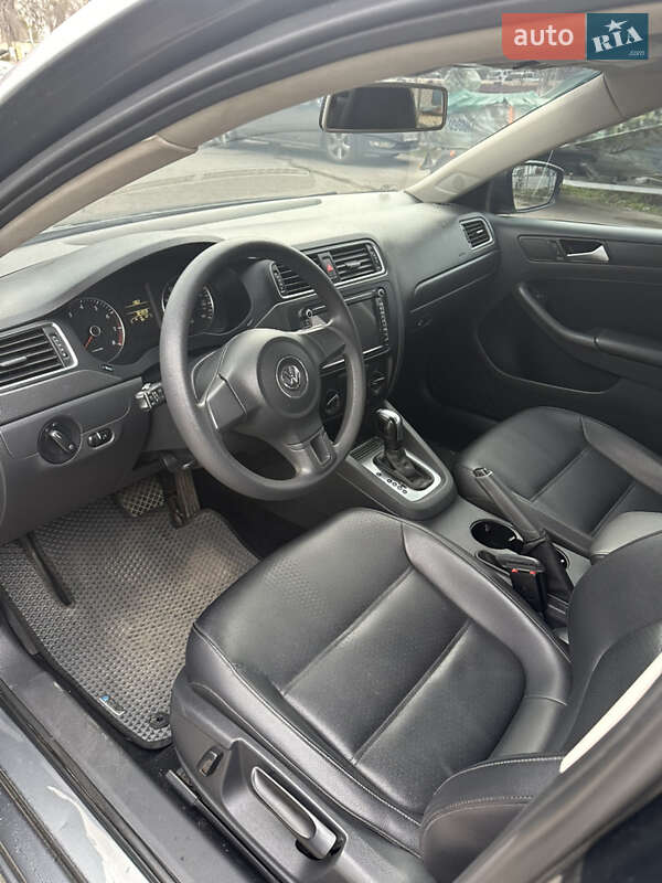 Седан Volkswagen Jetta 2014 в Полтаві фото 8 Седан Volkswagen Jetta 2014 в Полтаві