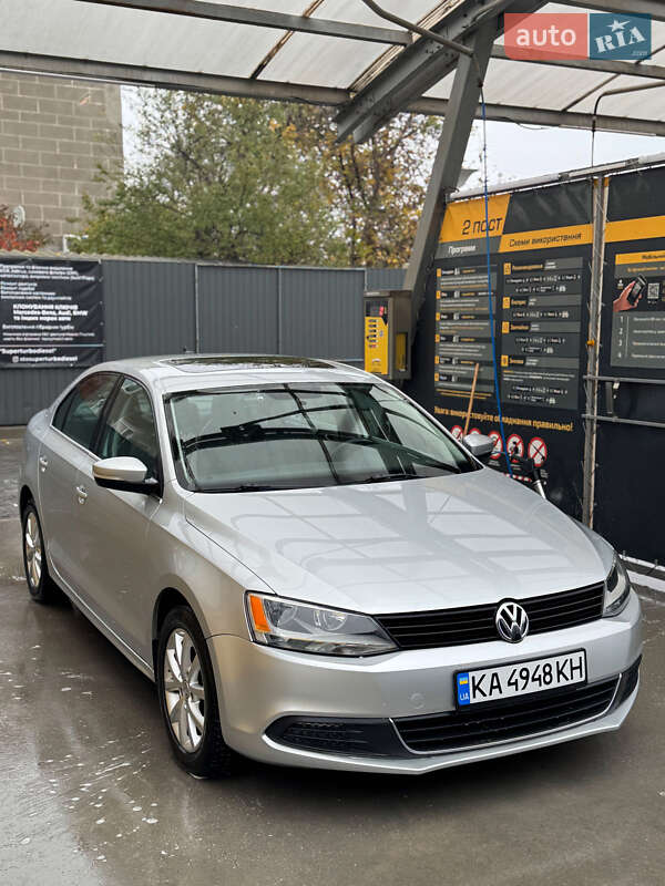 Volkswagen Jetta 2013