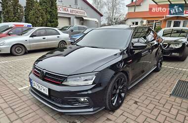 Седан Volkswagen Jetta 2017 в Кропивницком