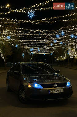 Седан Volkswagen Jetta 2013 в Кривом Роге