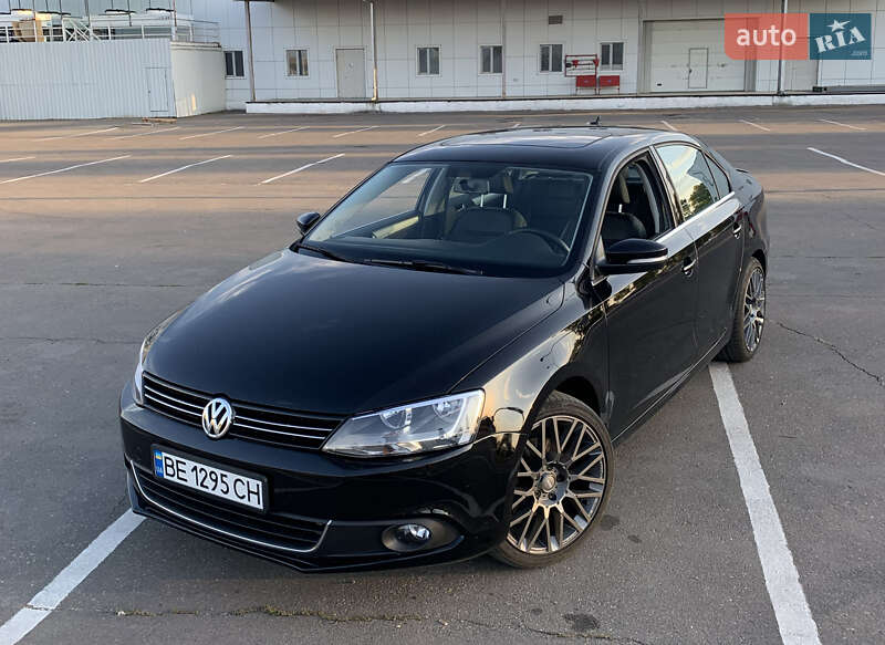 Седан Volkswagen Jetta 2014 в Одесі