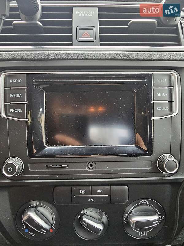 Седан Volkswagen Jetta 2016 в Черкассах