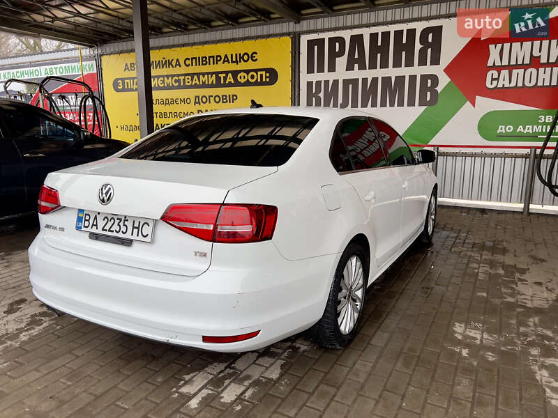 Седан Volkswagen Jetta 2014 в Александрие фото 3 Седан Volkswagen Jetta 2014 в Александрие