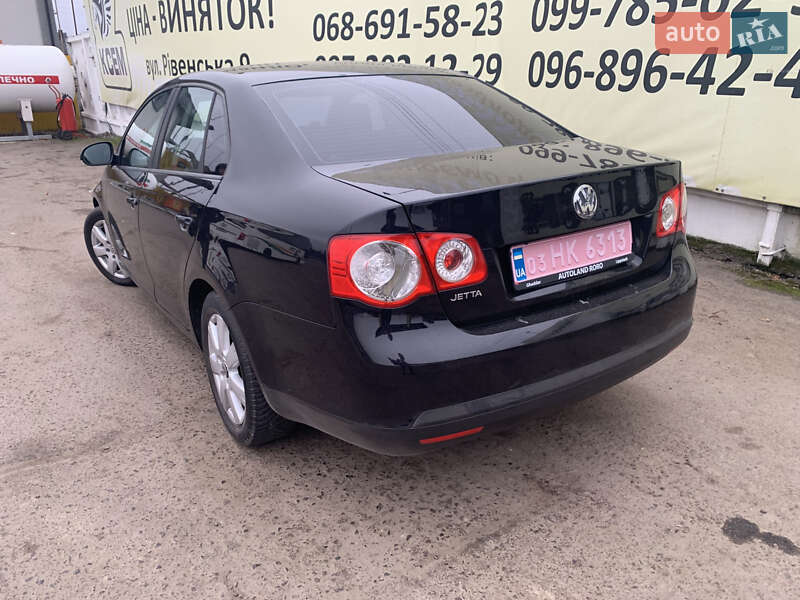 Седан Volkswagen Jetta 2006 в Черкассах