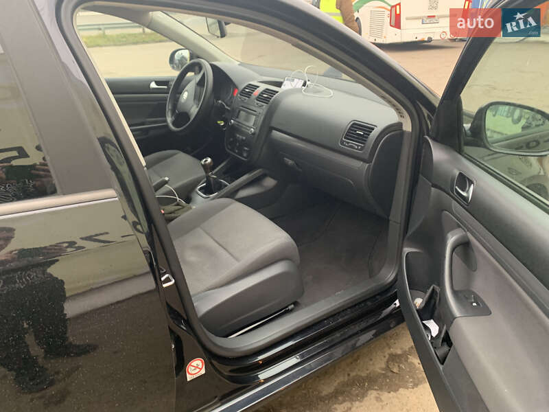 Седан Volkswagen Jetta 2006 в Черкассах