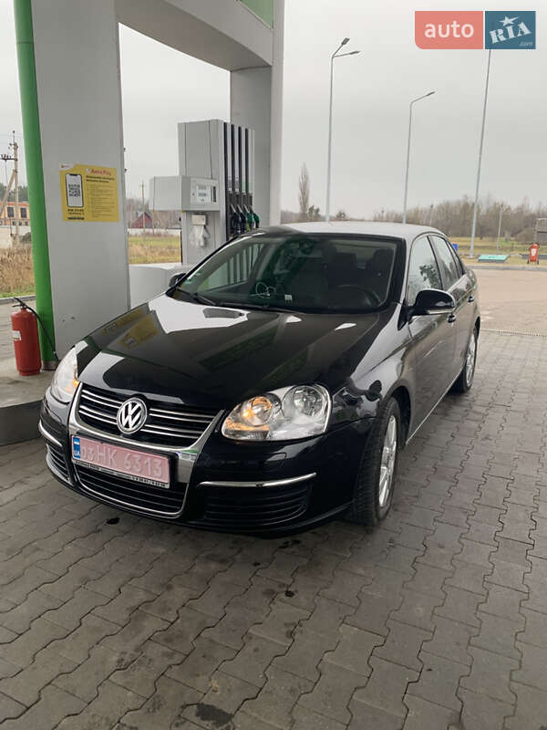 Седан Volkswagen Jetta 2006 в Черкассах