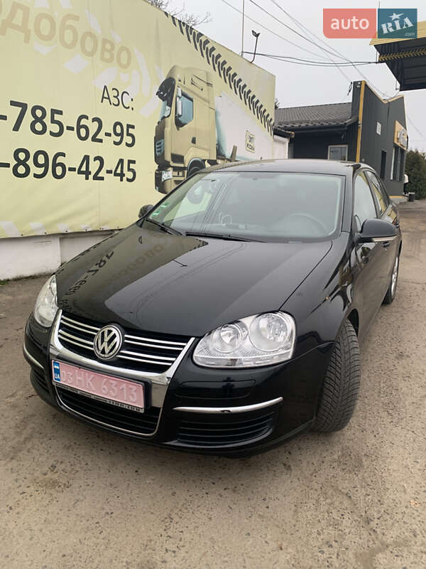 Седан Volkswagen Jetta 2006 в Черкассах
