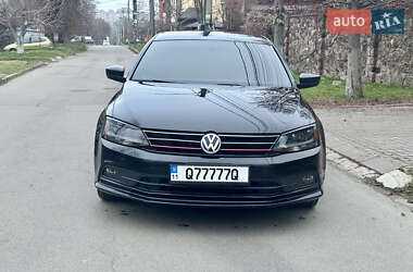 Седан Volkswagen Jetta 2016 в Києві
